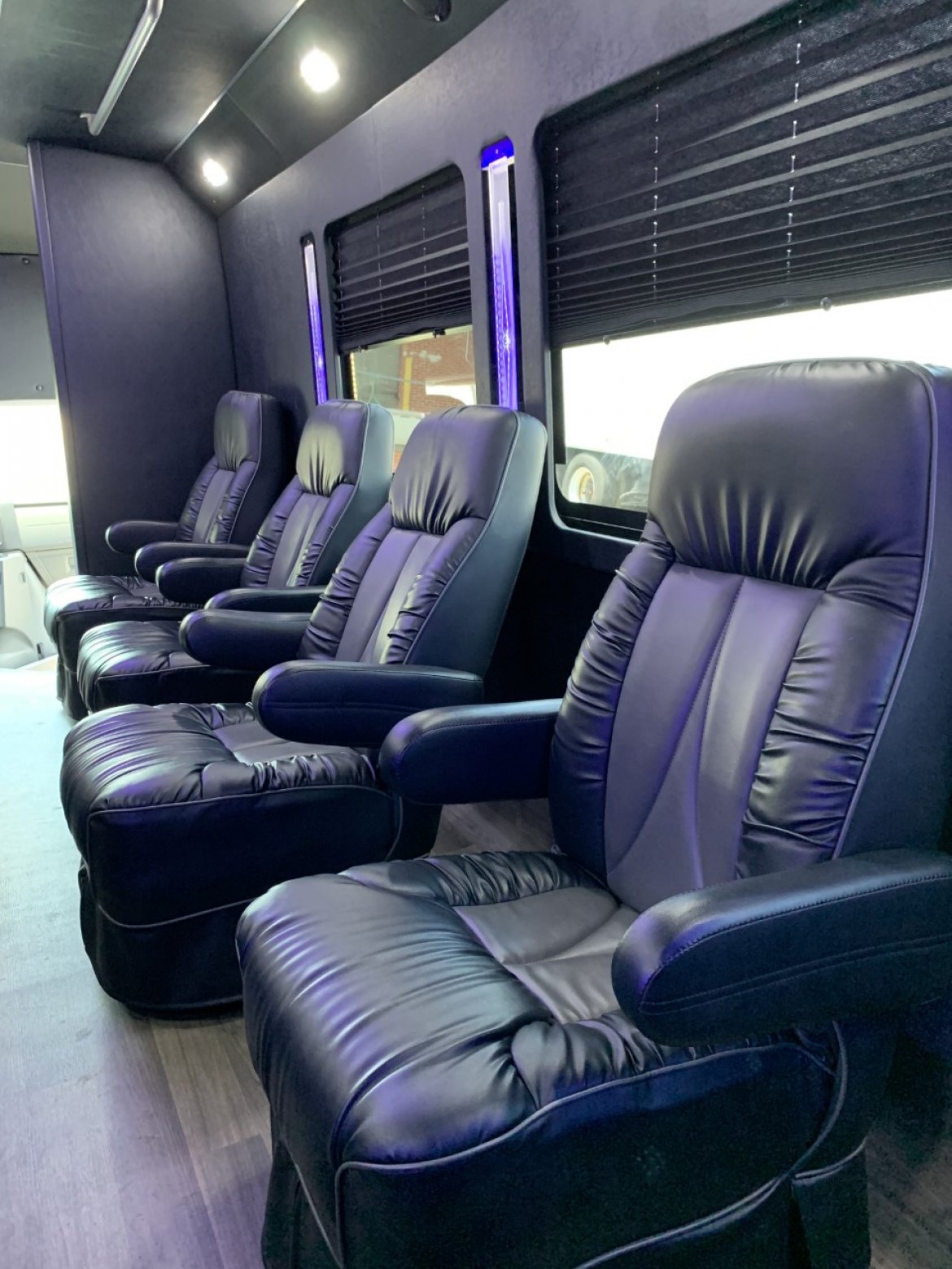 Limo Bus for Sale in Easley, SC - Photo 9