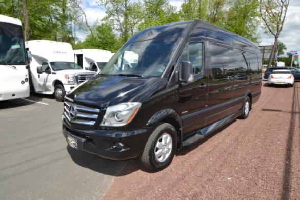 2017 Mercedes-Benz Sprinter 2,500 Sprinter for Sale in Morganville, NJ - Photo 3