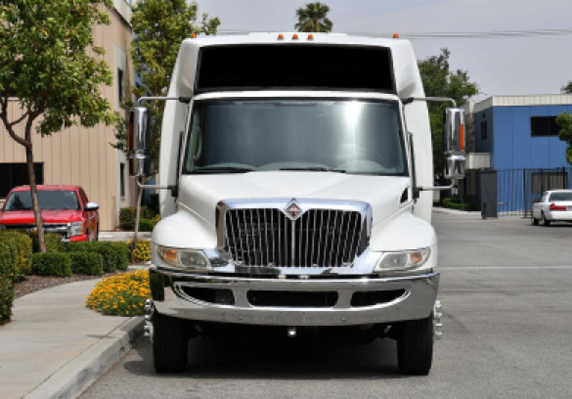 Limo Bus for Sale in Fontana, CA - Photo 4