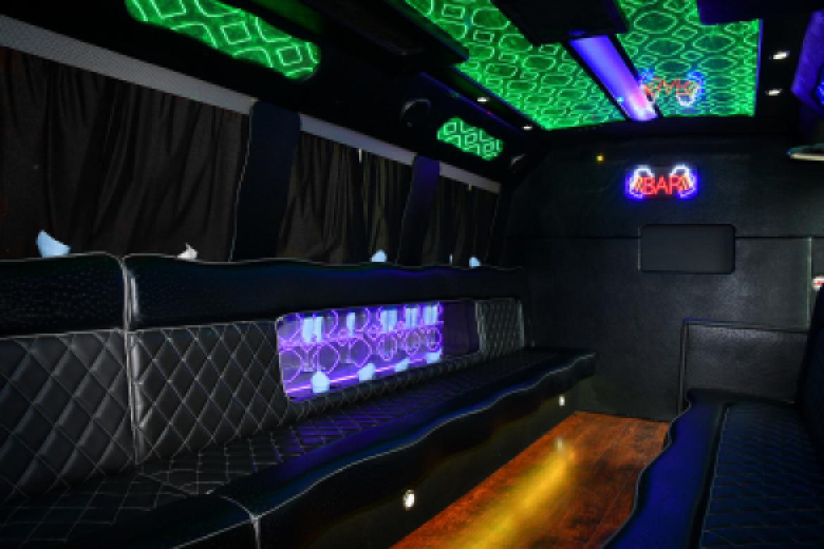 Limo Bus for Sale in Fontana, CA - Photo 12