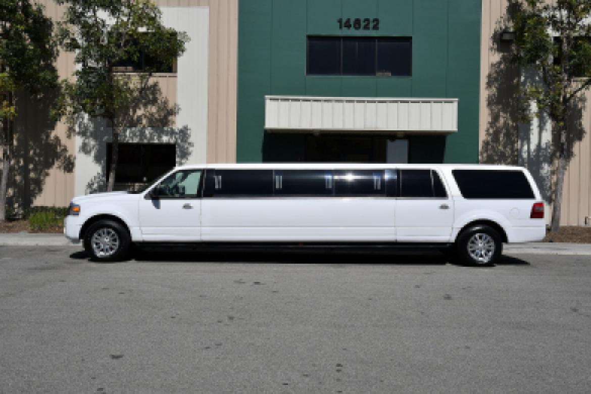 SUV Stretch for Sale in fontana, CA - Photo 4