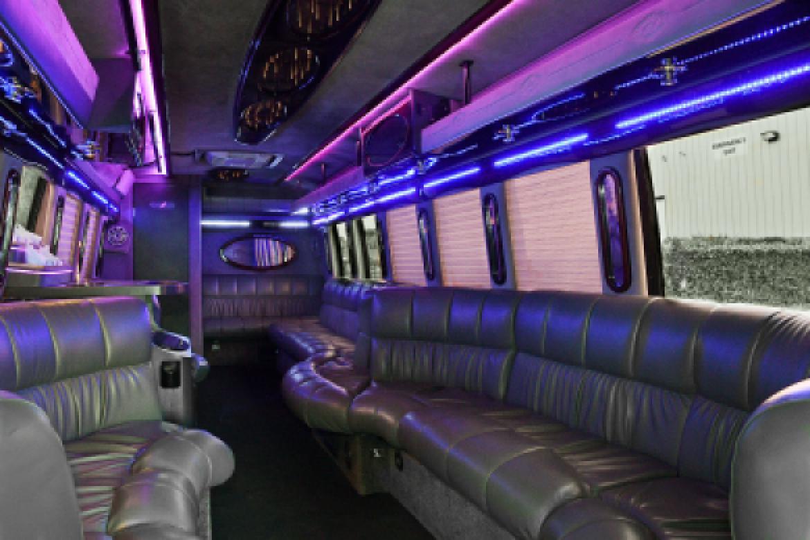 Limo Bus for Sale in fontana, CA - Photo 9