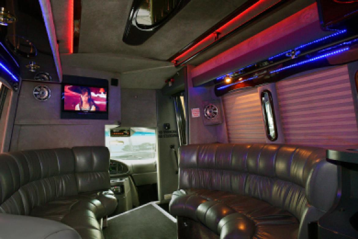 Limo Bus for Sale in fontana, CA - Photo 10