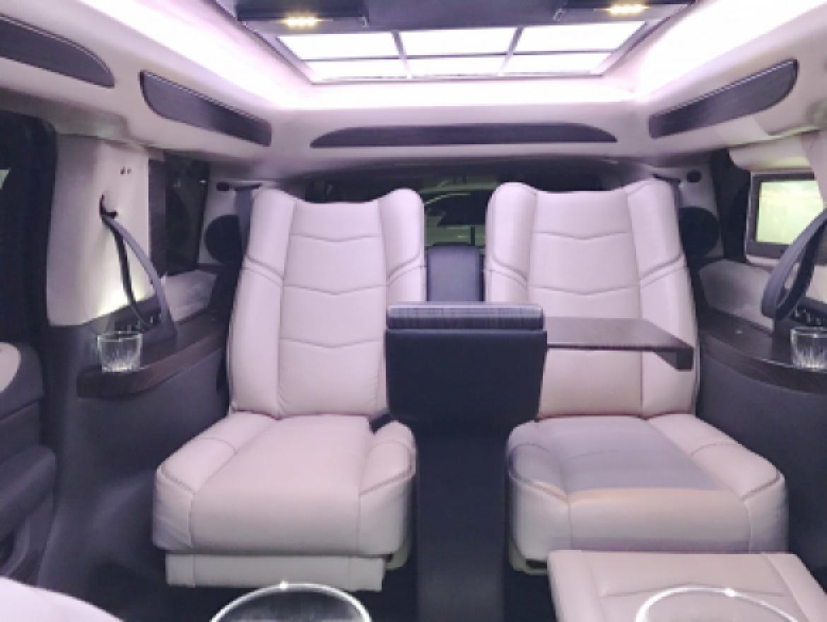 CEO SUV Mobile Office for Sale in Oaklyn, NJ - Photo 8