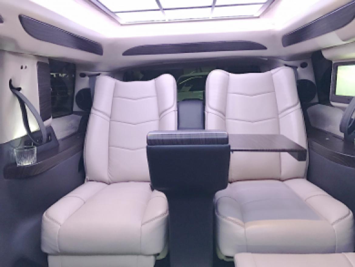 CEO SUV Mobile Office for Sale in Oaklyn, NJ - Photo 14