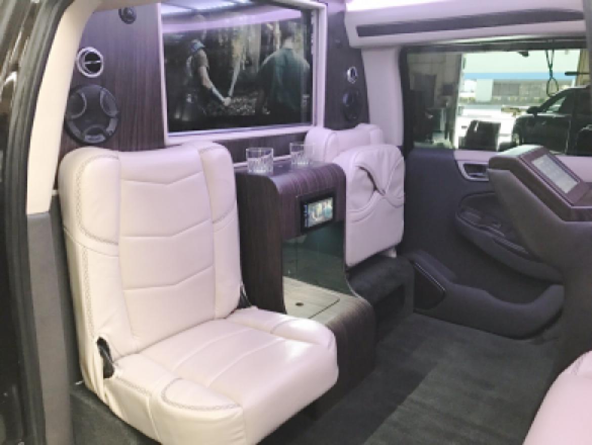 CEO SUV Mobile Office for Sale in Oaklyn, NJ - Photo 17