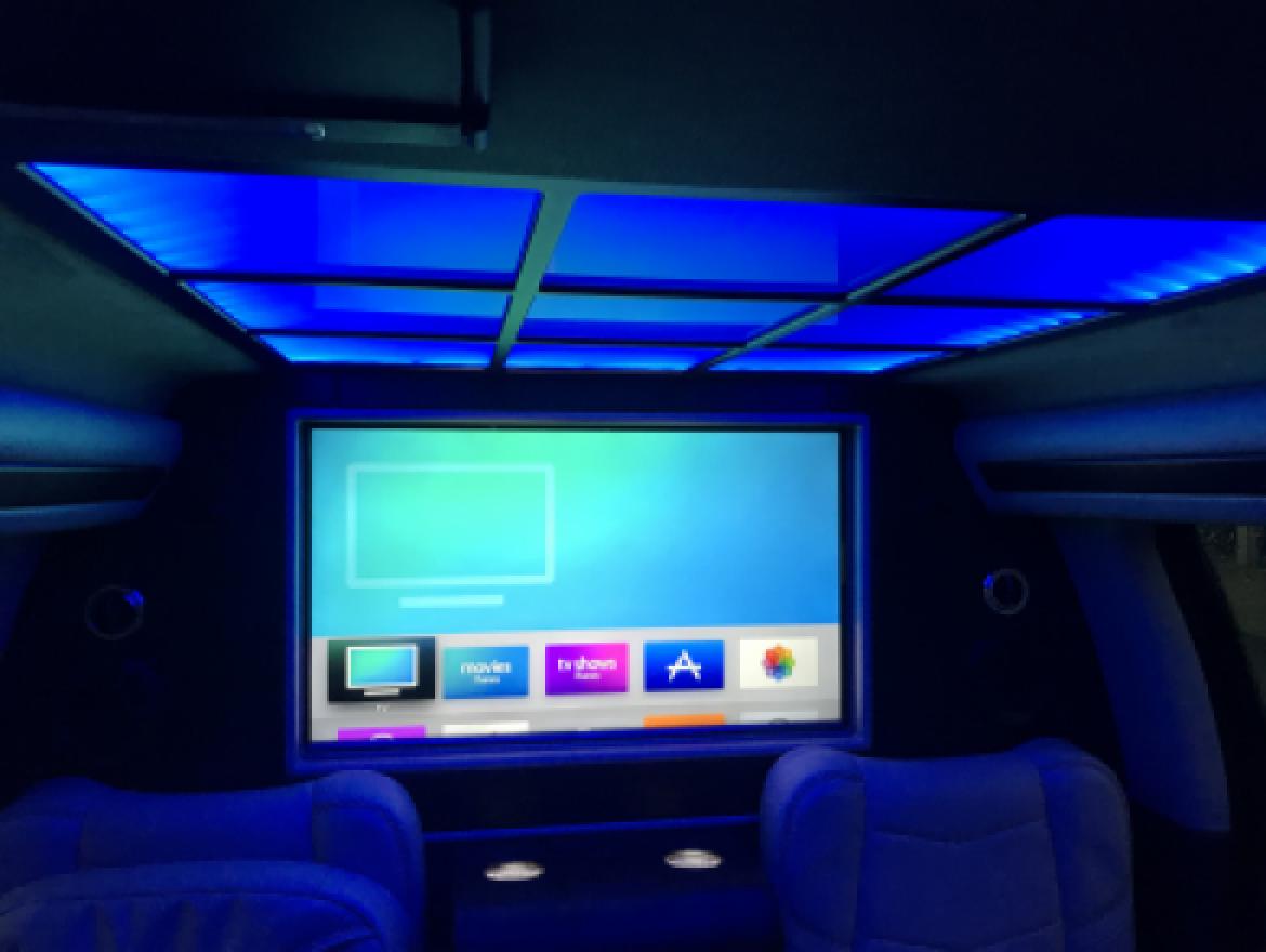 CEO SUV Mobile Office for Sale in Oaklyn, NJ - Photo 25