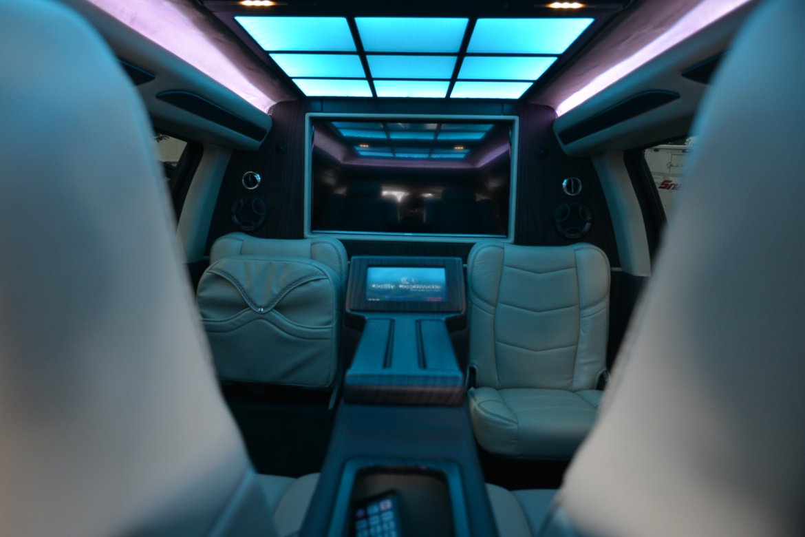 CEO SUV Mobile Office for Sale in Oaklyn, NJ - Photo 34