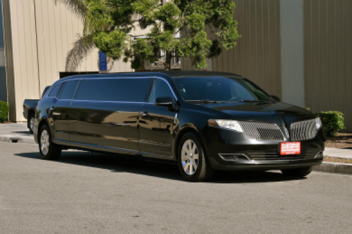 Limousine for Sale in fontana, CA - Photo 3