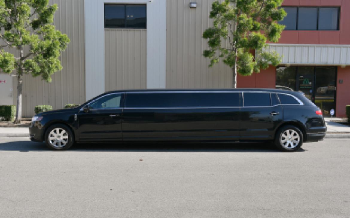 Limousine for Sale in fontana, CA - Photo 5