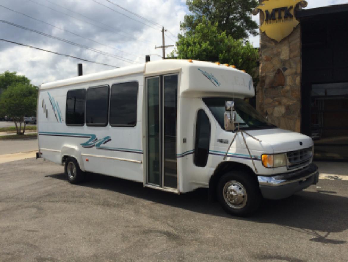 Limo Bus for Sale in Richmond, VA - Photo 6