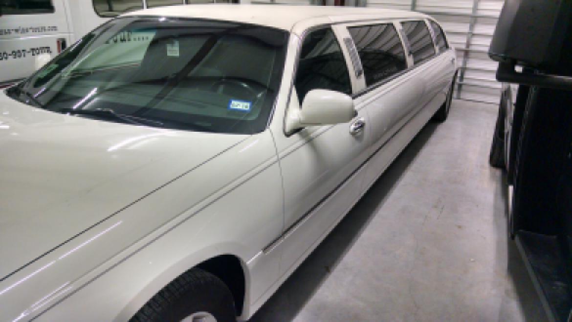 Limousine for Sale in Fredericksburg, TX - Main Photo