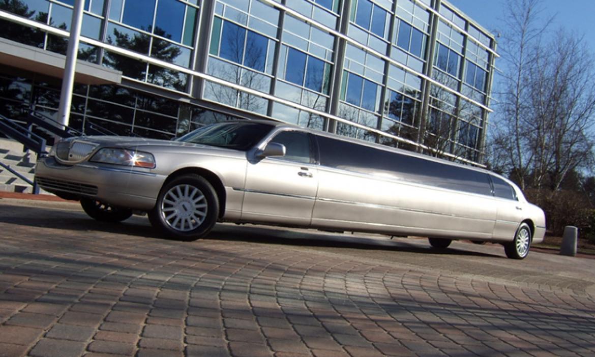 Limousine for Sale in Trenton, NJ - Main Photo