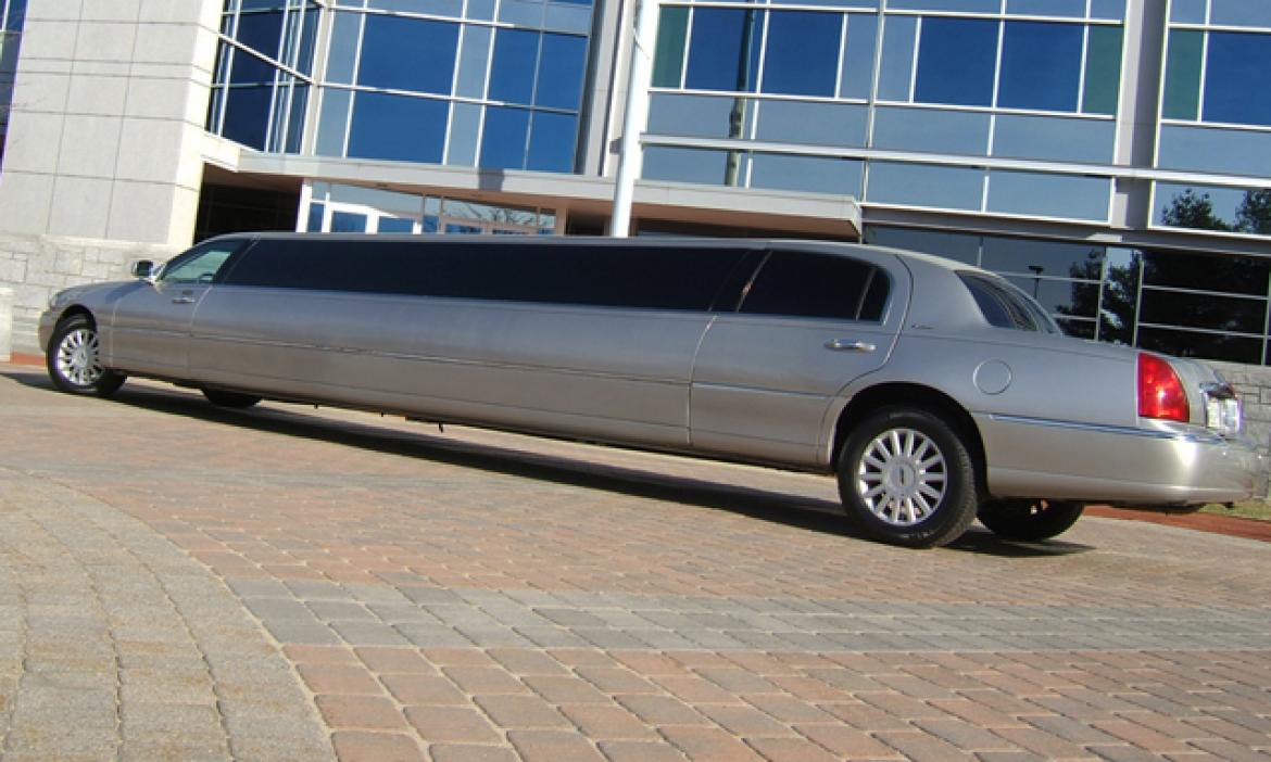 Limousine for Sale in Trenton, NJ - Photo 2