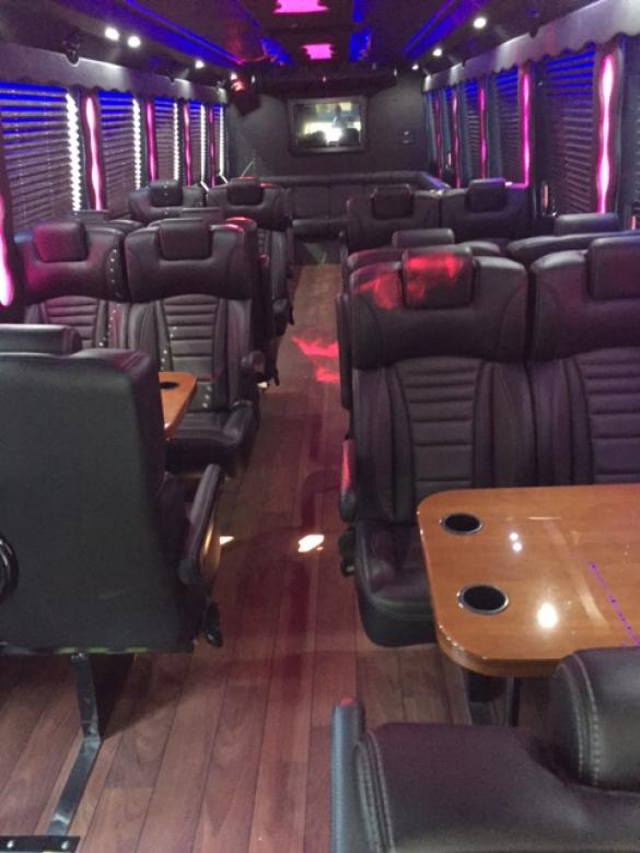 2015 Freightliner  M2 Limo Bus for Sale in Capitol Heights, MD - Photo 3