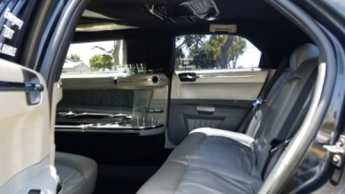 Limousine for Sale in Los Angeles, CA - Photo 8