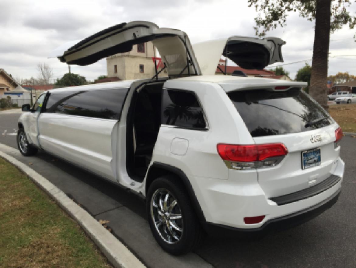 Limousine for Sale in Los Angeles, CA - Photo 4