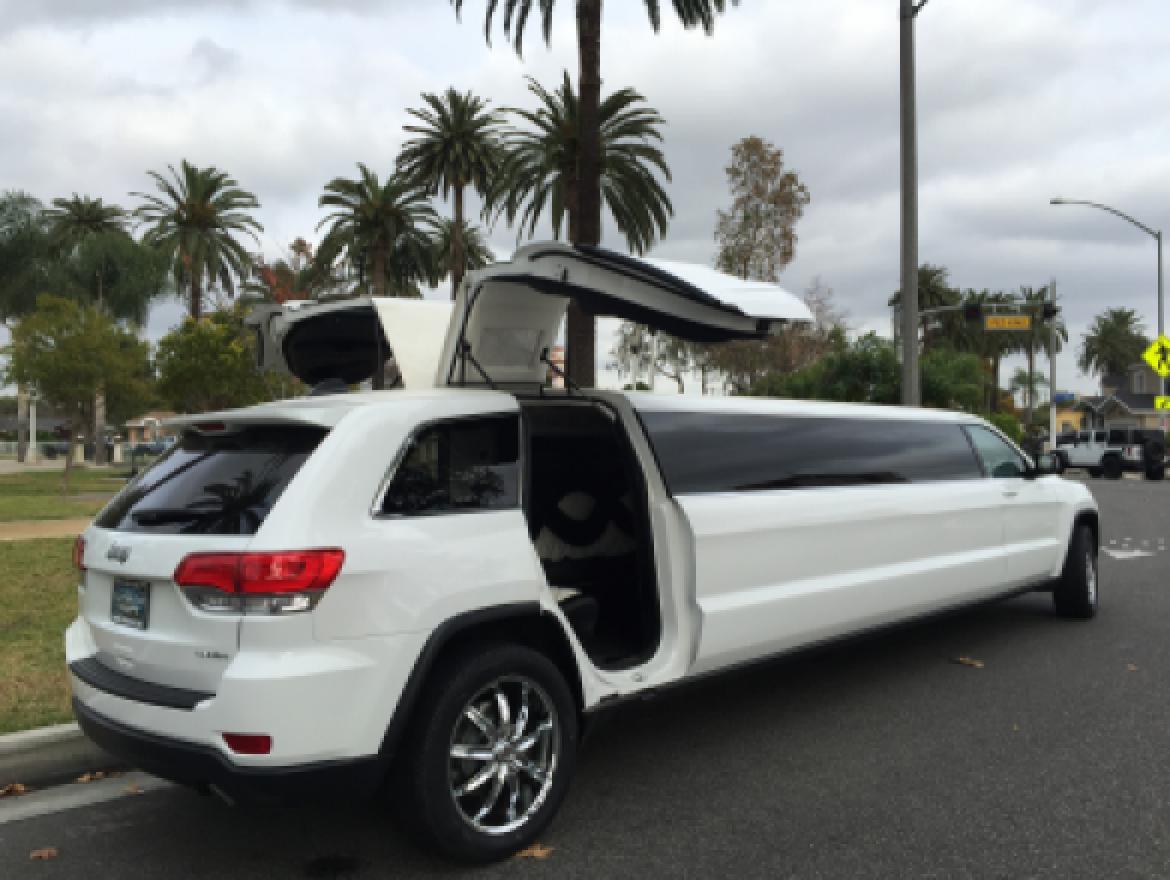 Limousine for Sale in Los Angeles, CA - Photo 5