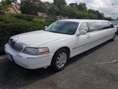 2004 Lincoln  Towncar Limousine for Sale in Virginia Beach, VA