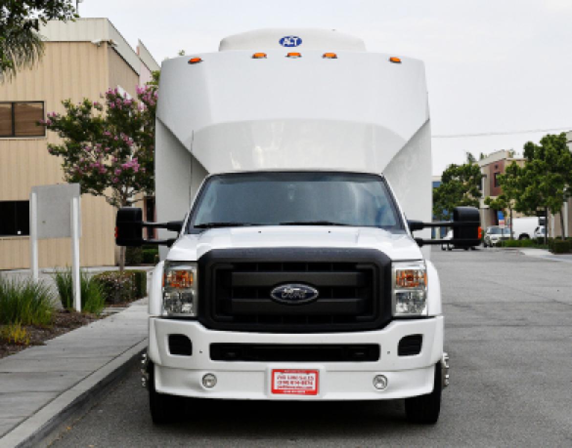 Limo Bus for Sale in Fontana, CA - Photo 2