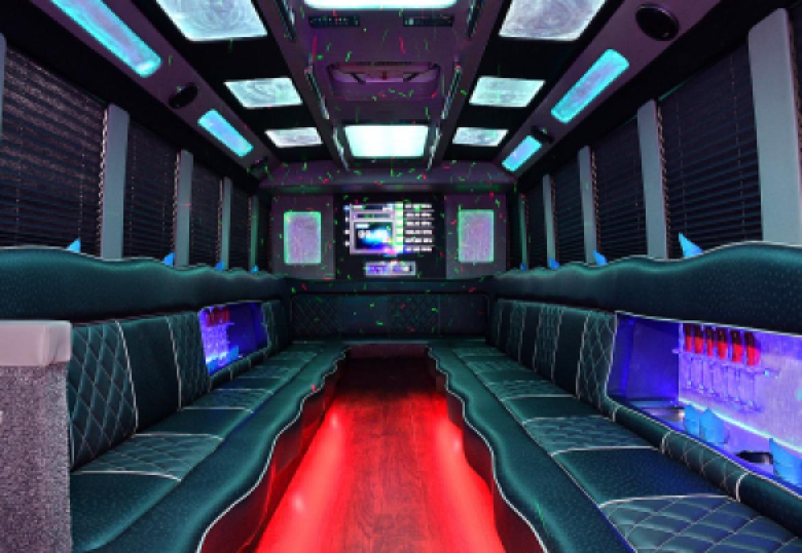 Limo Bus for Sale in Fontana, CA - Photo 10