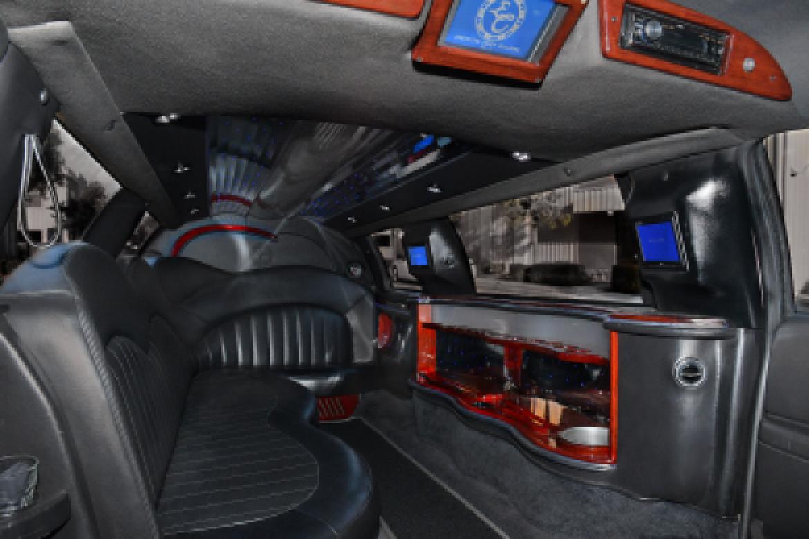 Limousine for Sale in Fontana, CA - Photo 9