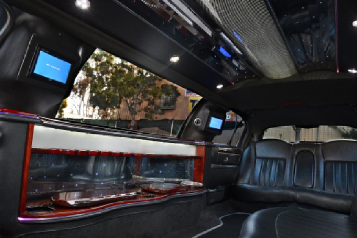 Limousine for Sale in Fontana, CA - Photo 10