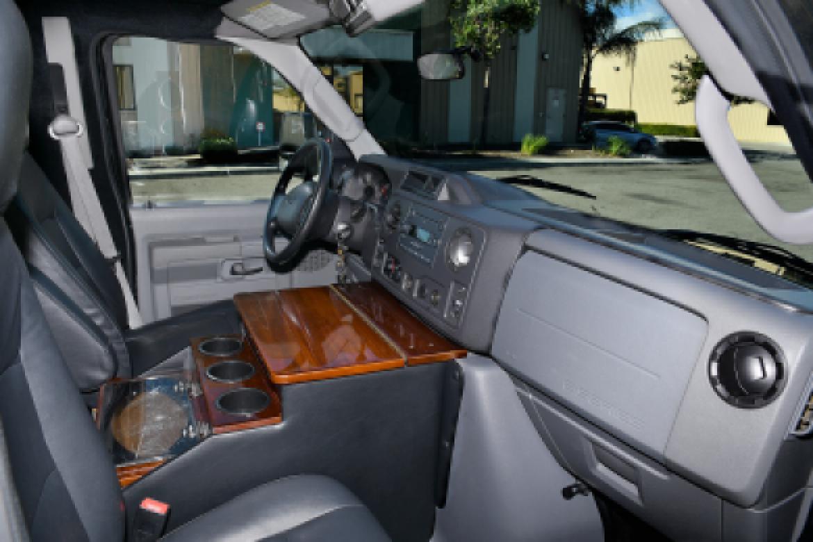 Limo Bus for Sale in Fontana, CA - Photo 9