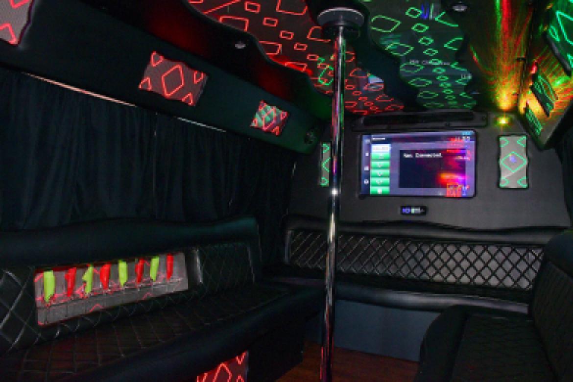Limo Bus for Sale in Fontana, CA - Photo 13