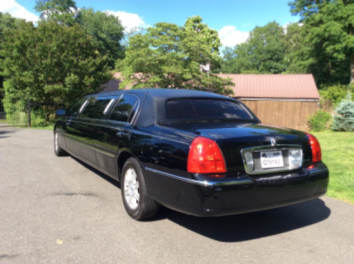 Limousine for Sale in Bordentown, NJ - Photo 4