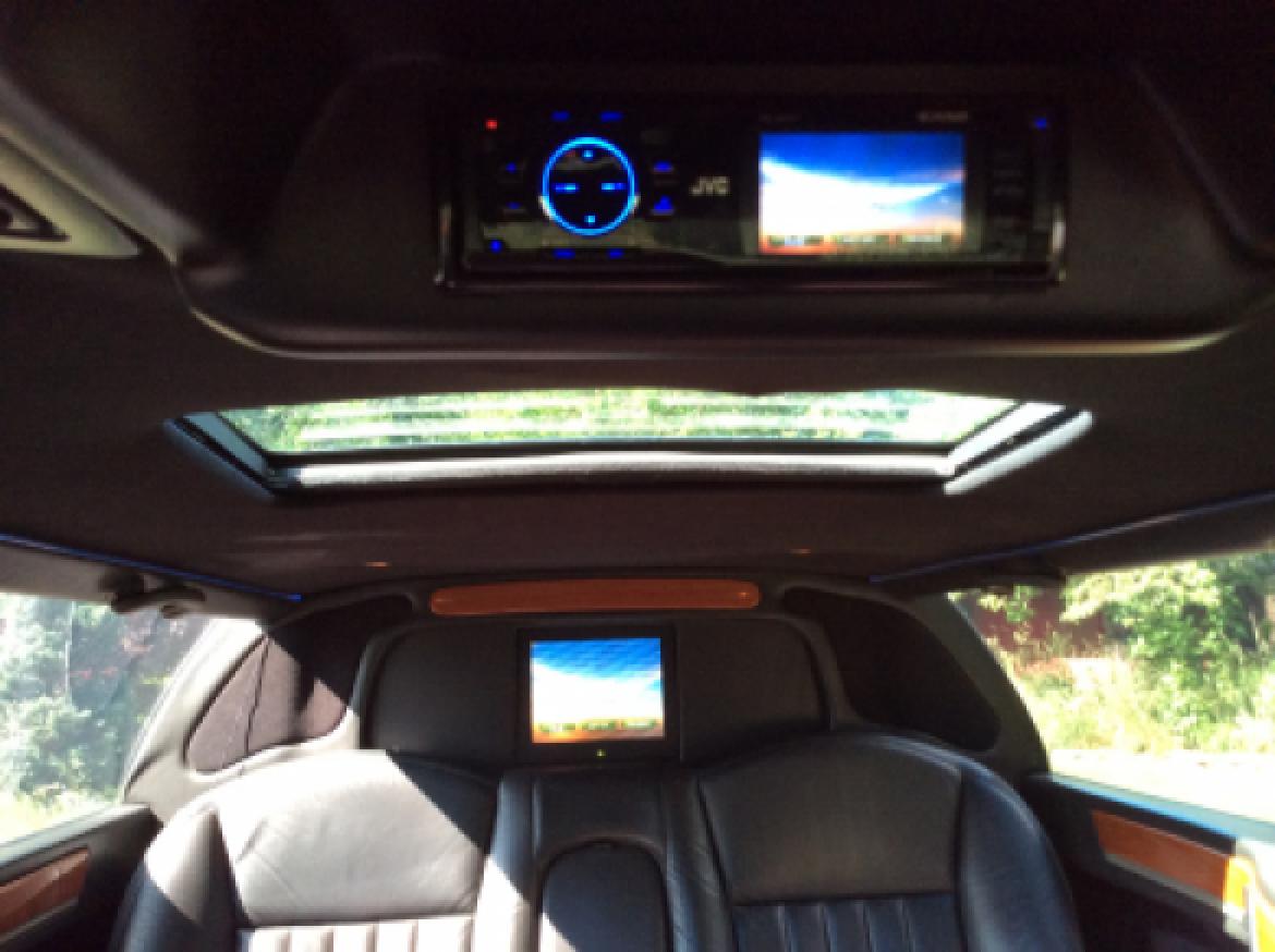 Limousine for Sale in Bordentown, NJ - Photo 9