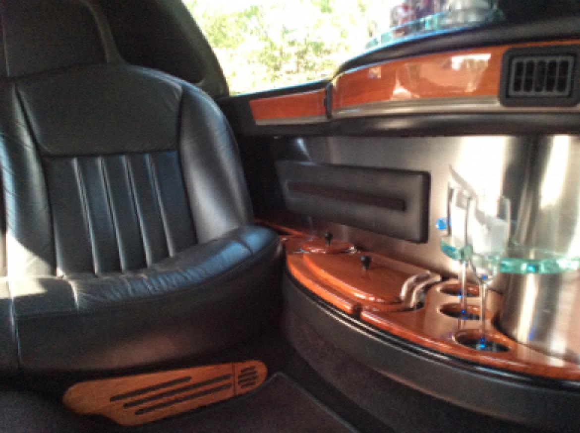 Limousine for Sale in Bordentown, NJ - Photo 12