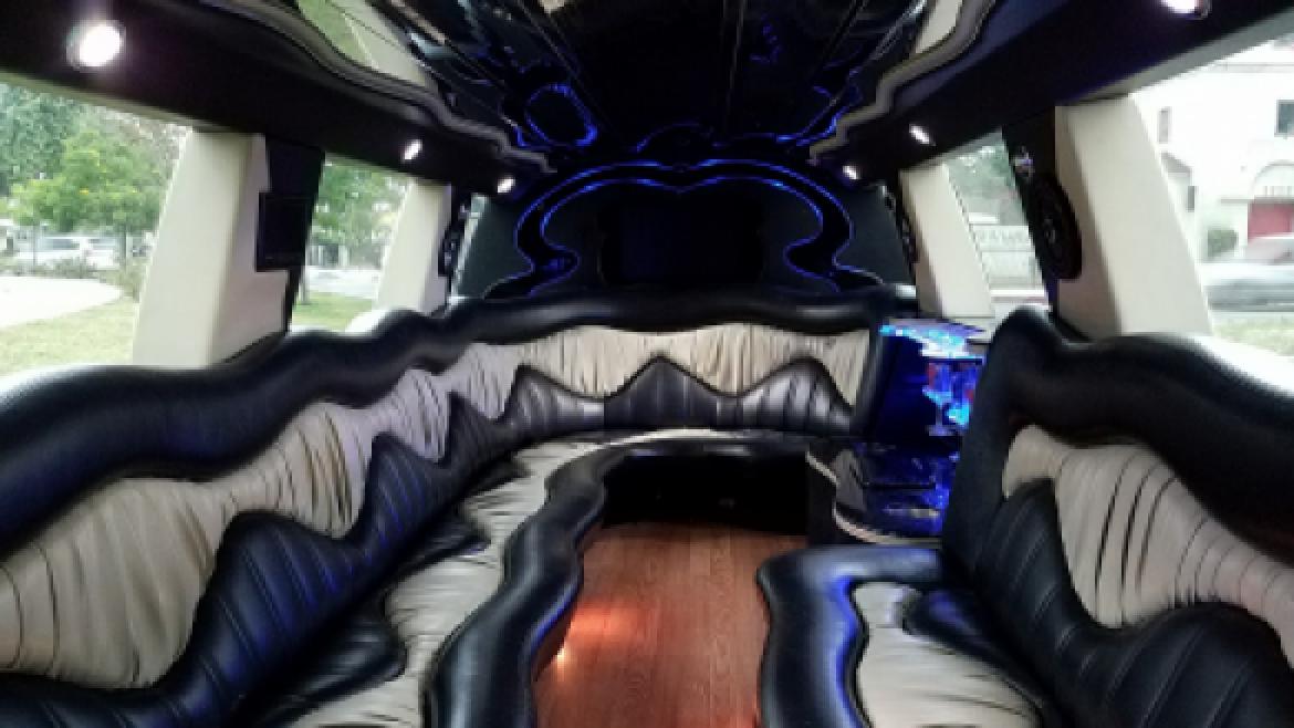 SUV Stretch for Sale in los angeles, CA - Photo 6