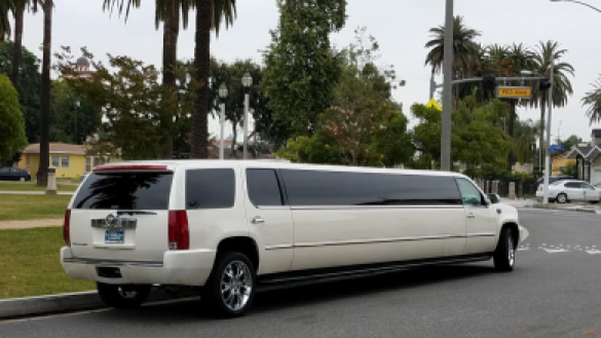 SUV Stretch for Sale in los angeles, CA - Photo 14