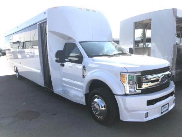 2017 Ford F-550X Limo Bus for Sale in Oaklyn, NJ - Photo 2