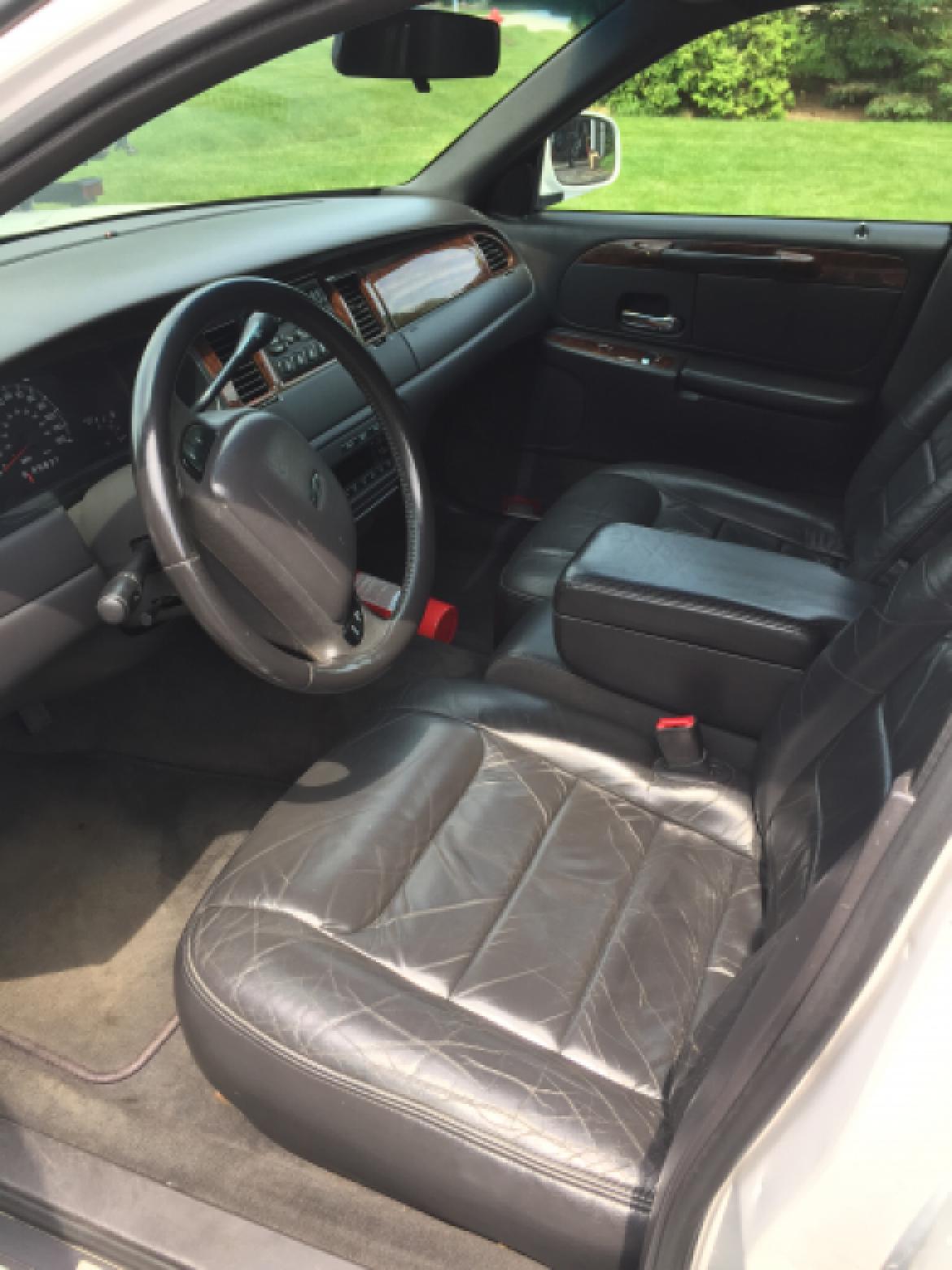 Limousine for Sale in St Charles, IL - Photo 5