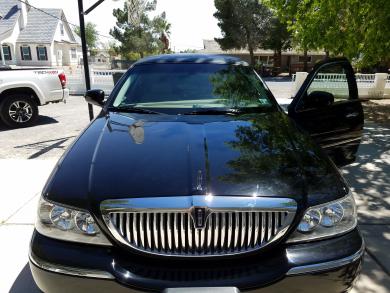 2010 Lincoln Town Car Hybrid Limousine - Limousine for Sale in Las Vegas, NV - Photo 8