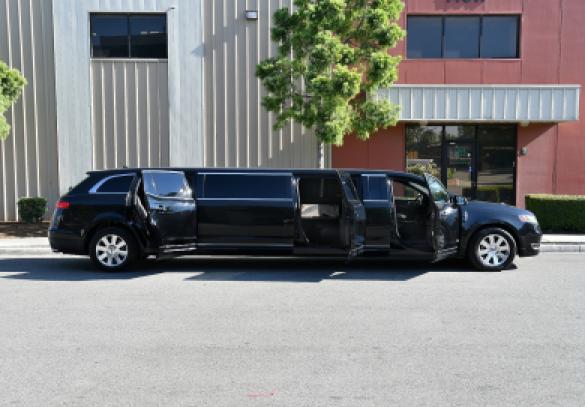 2014 Lincoln MKT Limousine for Sale in Fontana, CA - Main Photo