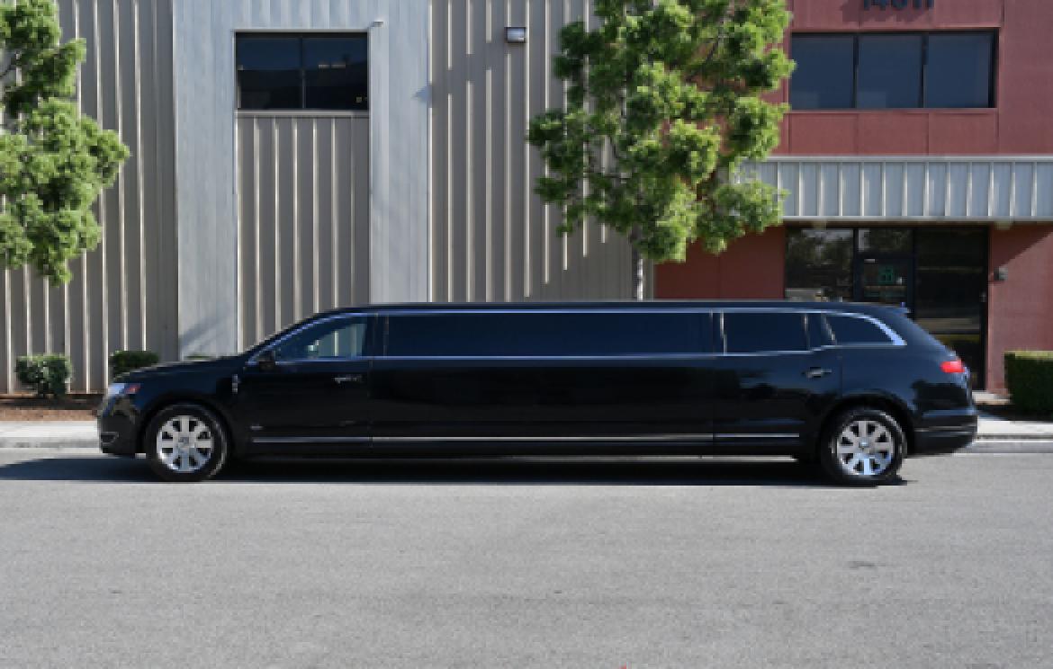 Limousine for Sale in Fontana, CA - Photo 5