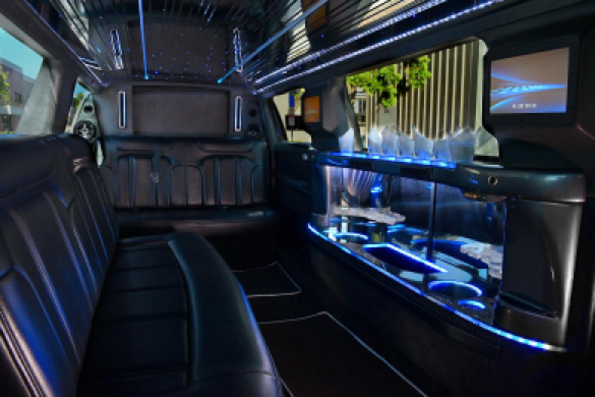 Limousine for Sale in Fontana, CA - Photo 11