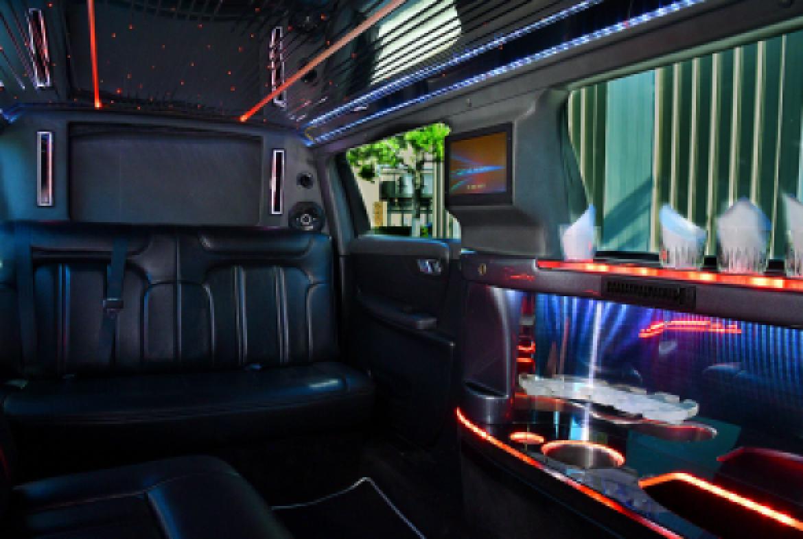 Limousine for Sale in Fontana, CA - Photo 13