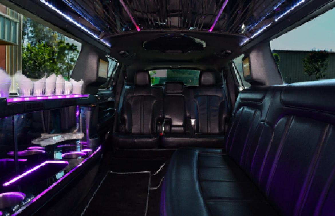 Limousine for Sale in Fontana, CA - Photo 14