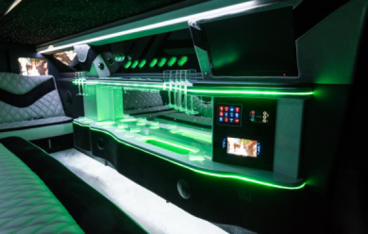 Limousine for Sale in Springfield, MO - Photo 2