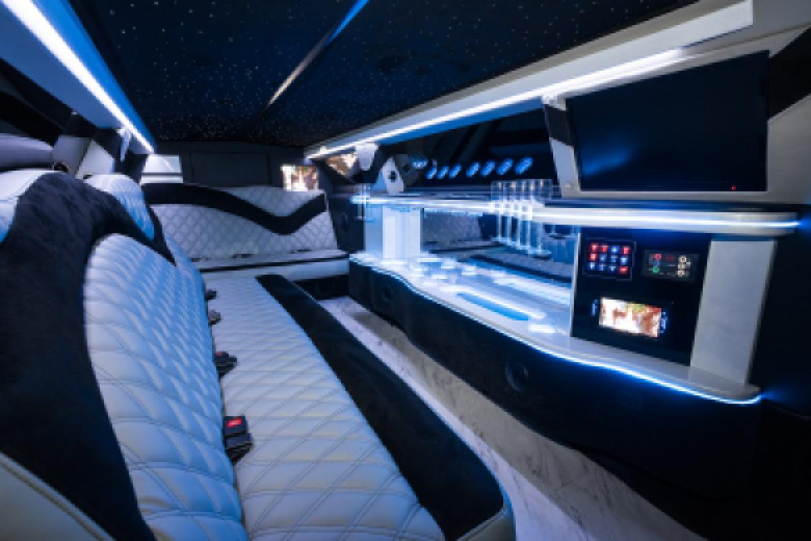 Limousine for Sale in Springfield, MO - Photo 3