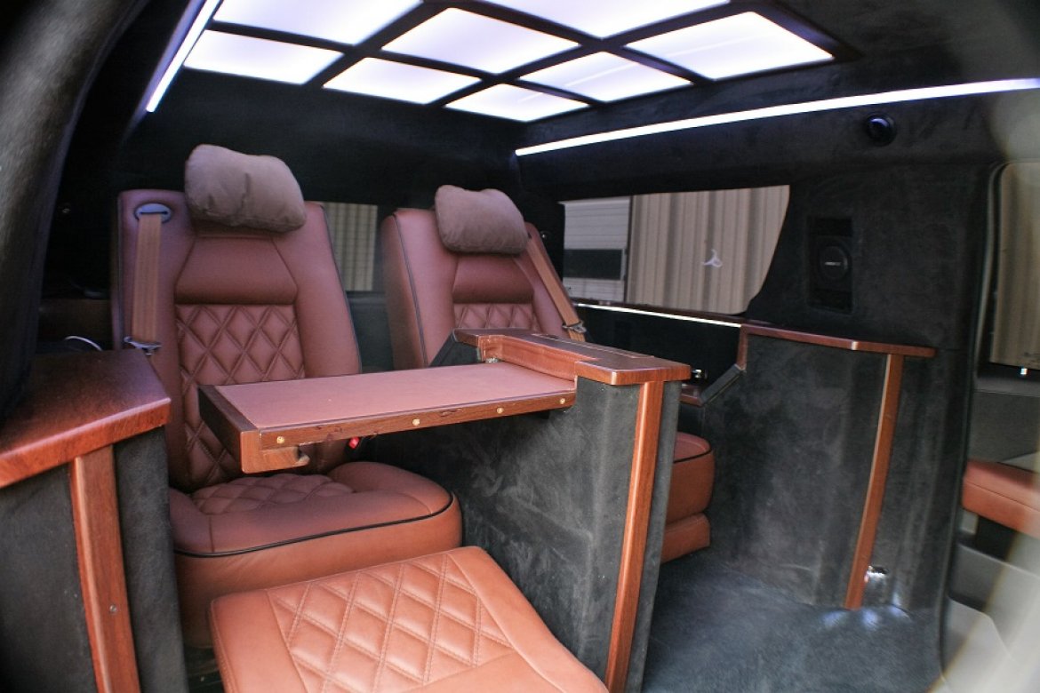 CEO SUV Mobile Office for Sale in Springfield, MO - Photo 9