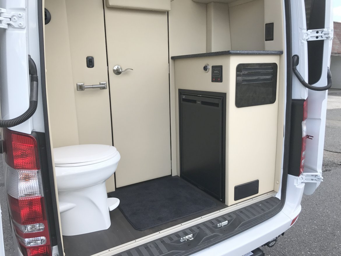 Sprinter for Sale in Oaklyn, NJ - Photo 10
