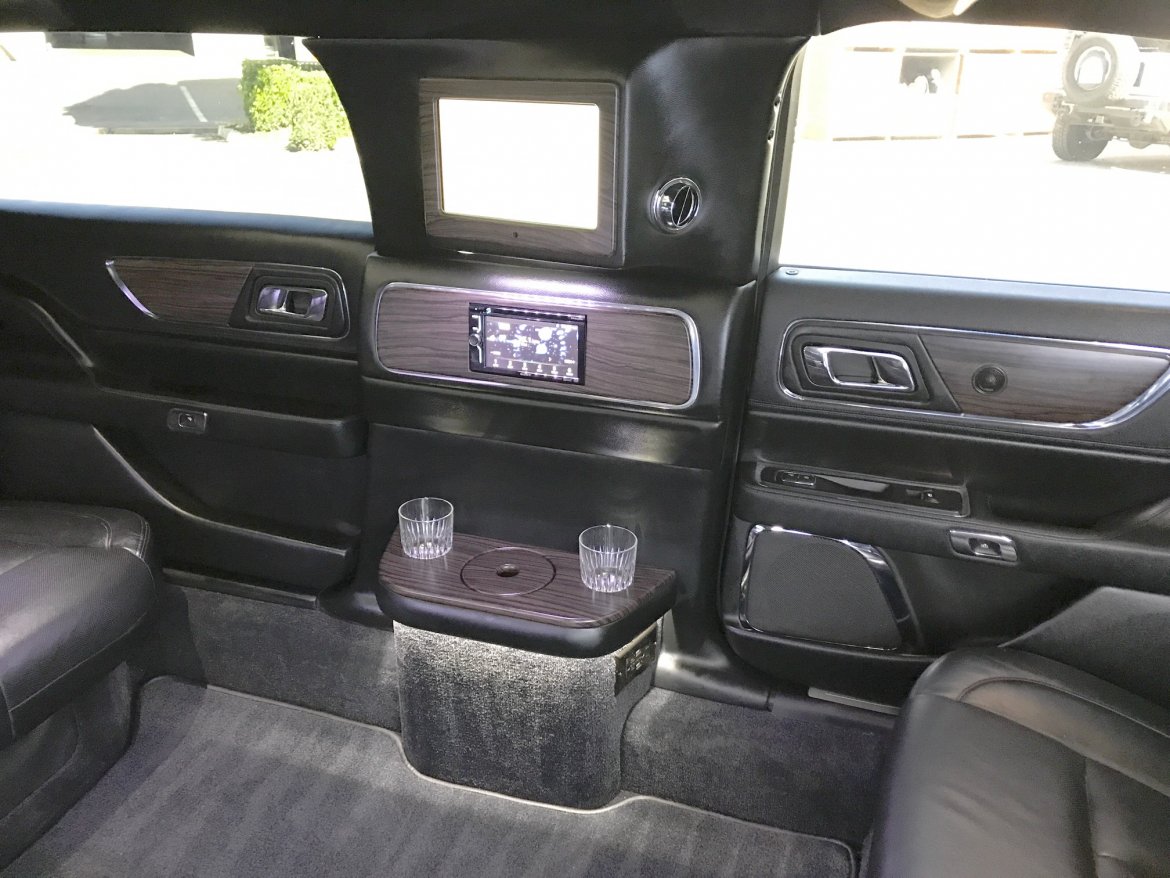 Limousine for Sale in Oaklyn, NJ - Photo 6