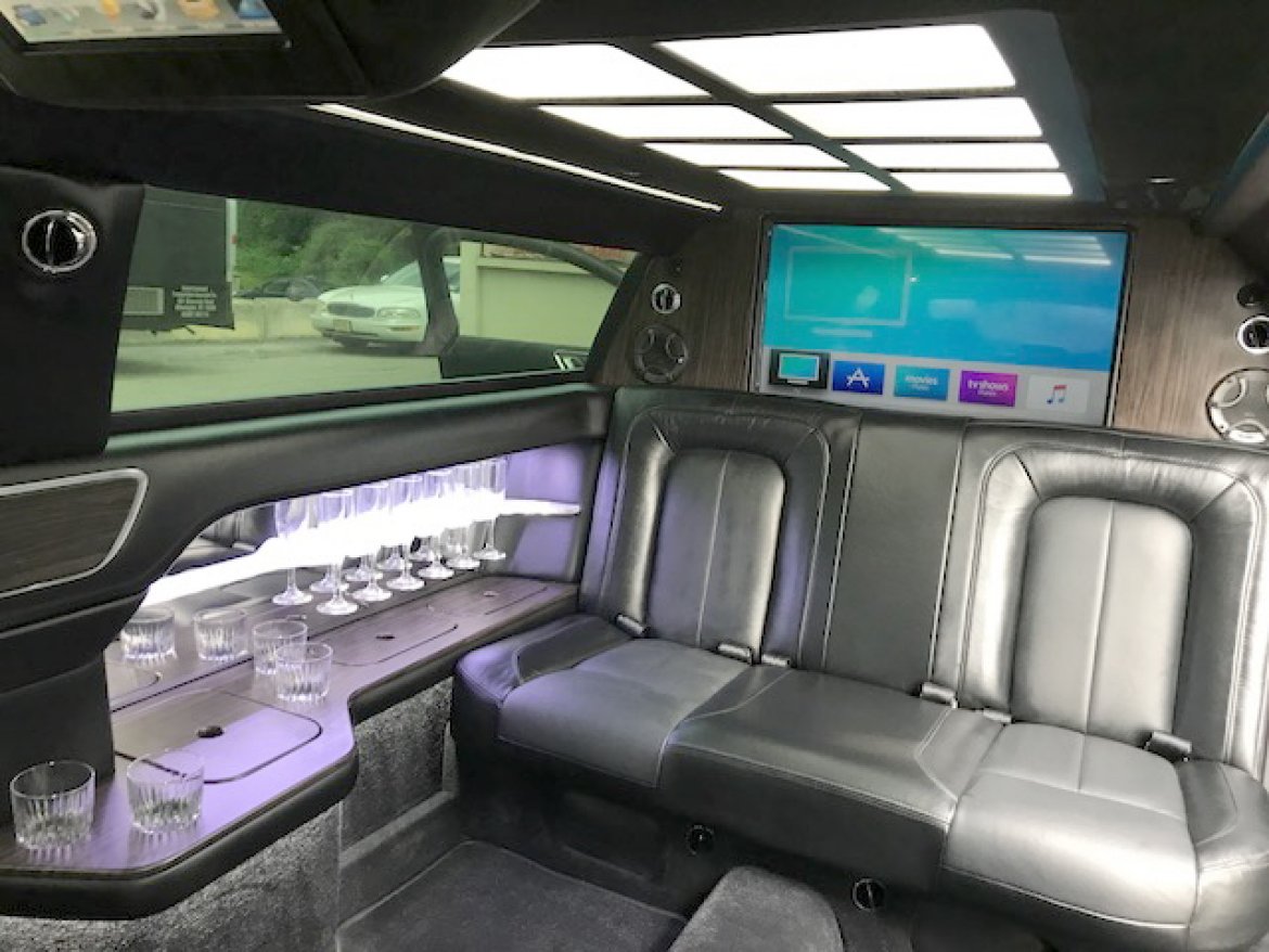 Limousine for Sale in Oaklyn, NJ - Photo 22