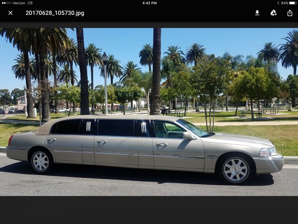 2007 Lincoln Town Car Limousine for Sale in Los Angles, CA - Photo 2