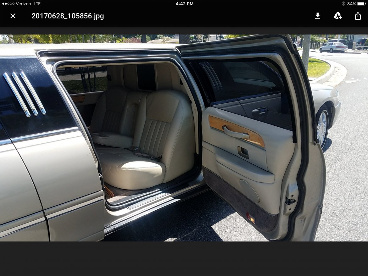 Limousine for Sale in Los Angles, CA - Photo 8